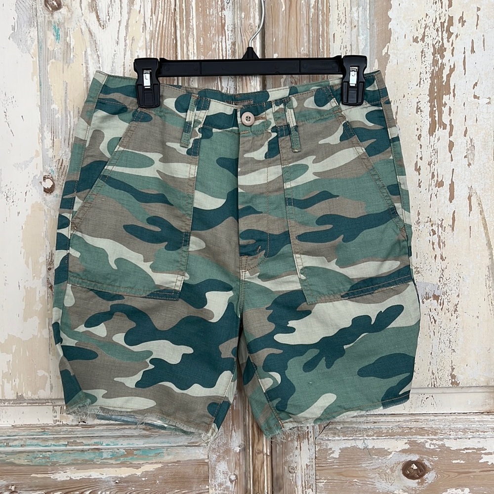 NEW Mother The Shaker Chop Camo Shirt size 27